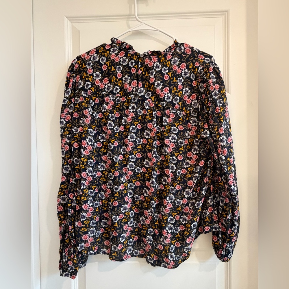 LOFT Floral Blouse - Picture 3 of 4